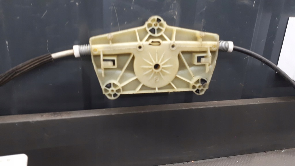 фото №10, Механізм скло лівий задня audi a6 c6 kombi