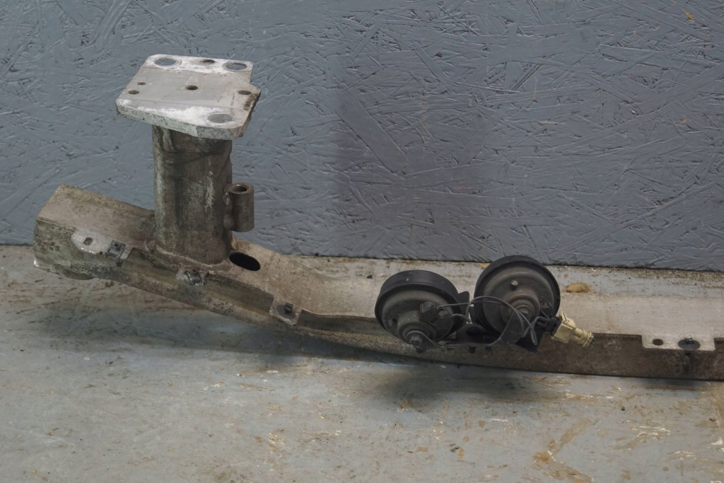 фото №11, Renault scenic iii балка бампера перед y869