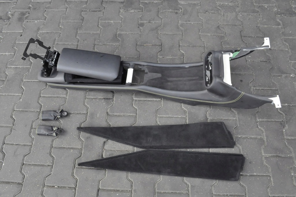 фото №16, California сиденья заднее сиденье обшивки туннель кожа 09r