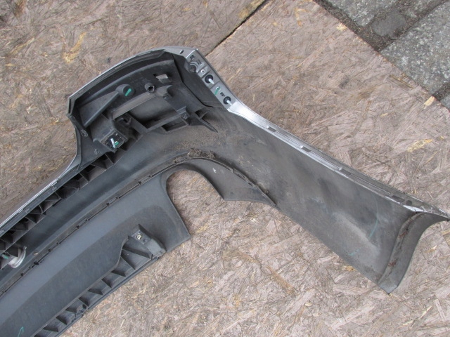 Audi a6 c6 lift 2010r sedan бампер задняя задний lak. lx7w pod dwa выхлопы Доставка