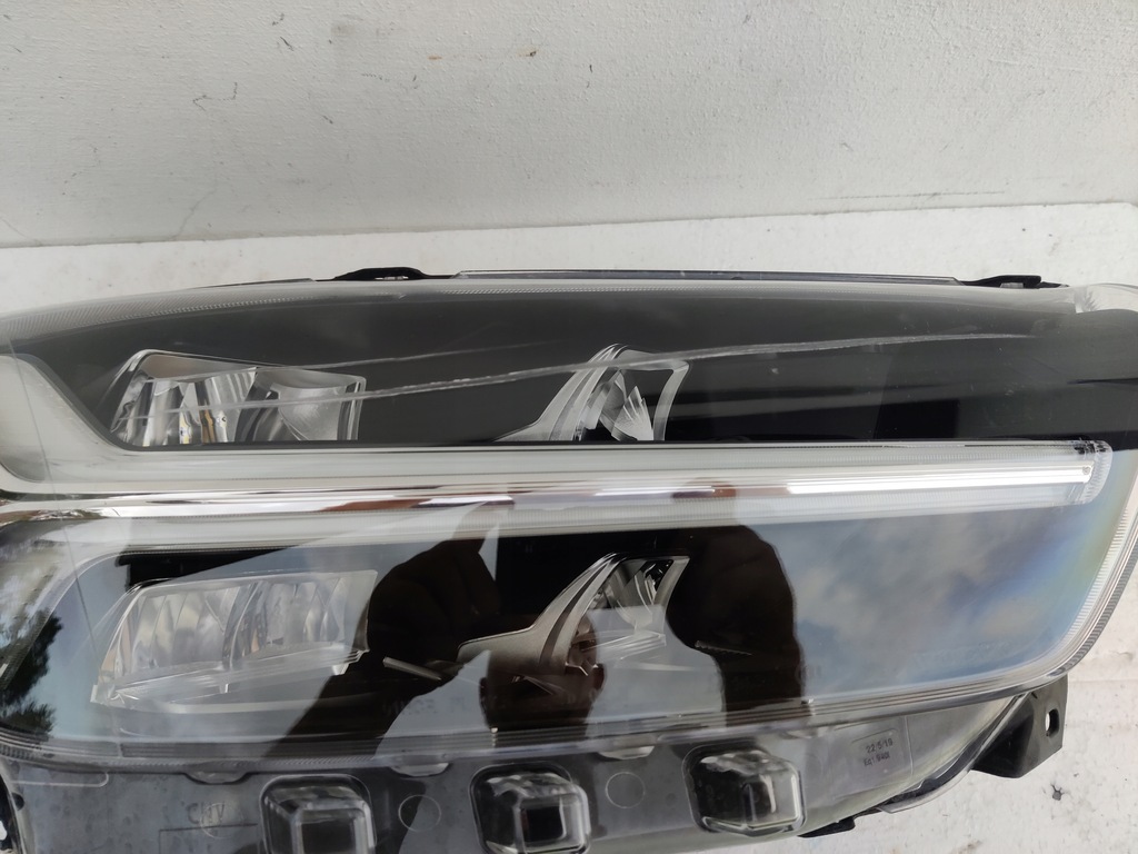 фото №6, Лампа full led правая volvo xc40