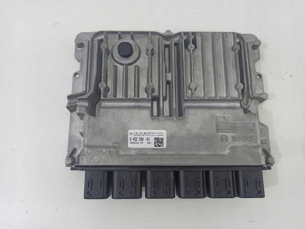 фото №1, Bmw x1 f48 бортовой компьютер двигателя 9452590