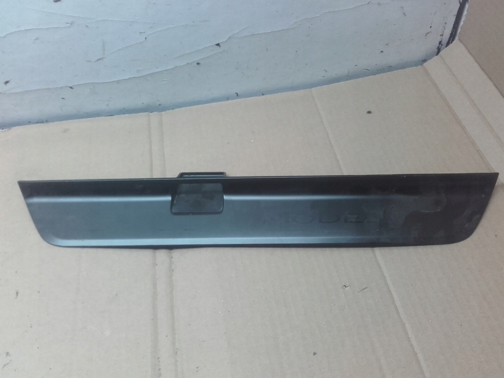 Купить Tesla 3 рестайлинг  23- накладка порог правая  задний 1763676-00