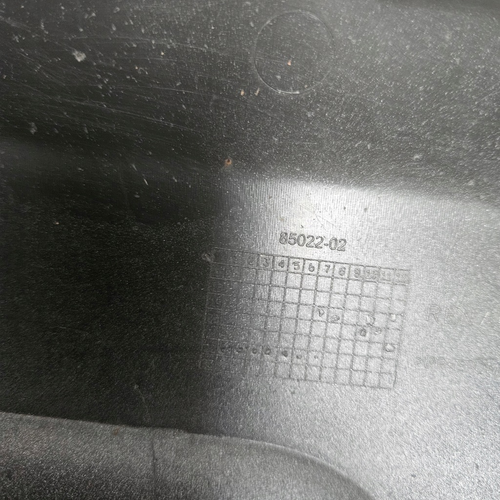 фото №13, Dacia spring спойлер накладка дифузор бампера заднього задня