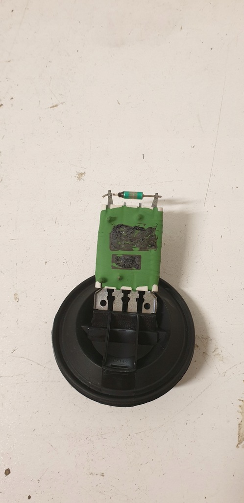 фото №12, Регулятор вентилятор audi a2 1.4tdi 00- резистор, вентилятор внутренний mahle