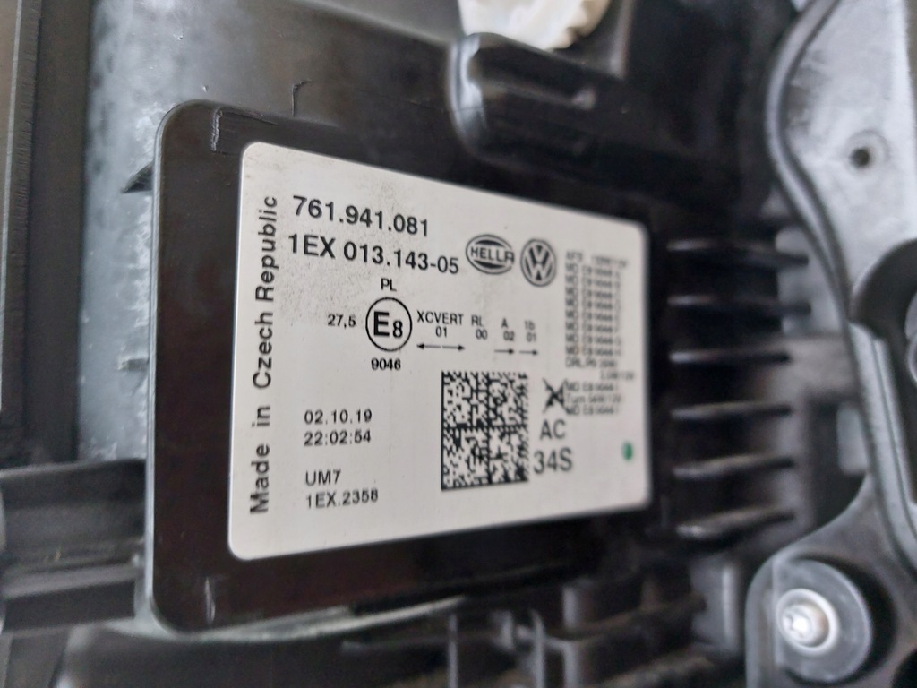 фото №8, Vw touareg iii лампа левая перед 761941081 оригинал