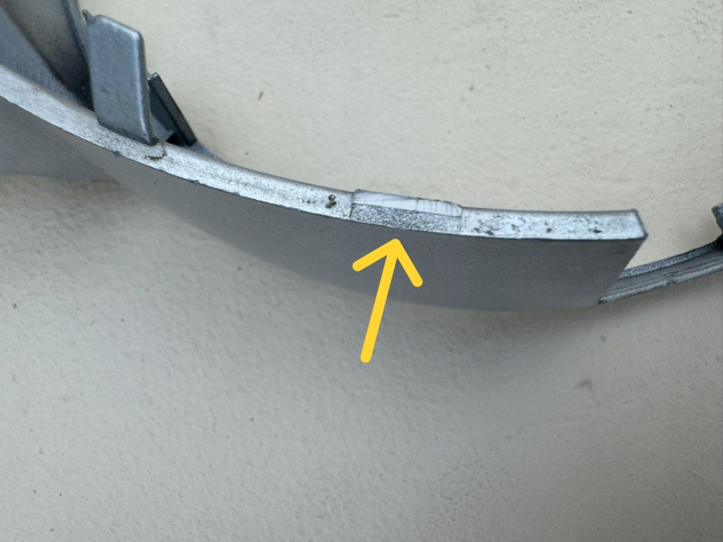 Mercedes e klasa w212 13-16r решётка радиатора решётка радиатора молдинг перед передний a2128850622 в Украине