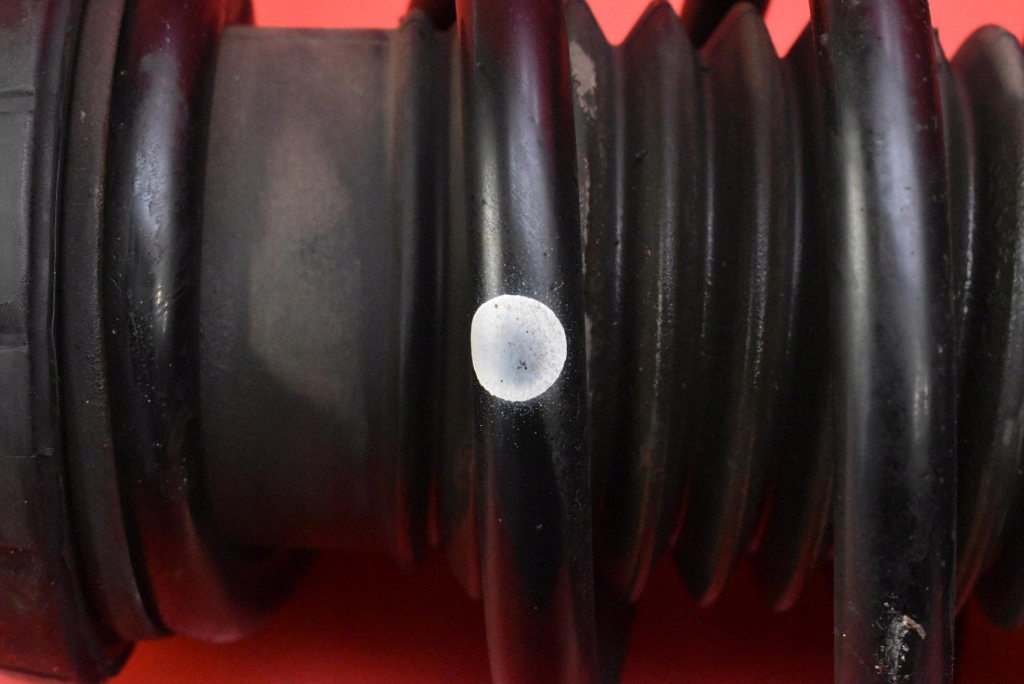 Купити Амортизатор правий перед 13473994 opel zafira c 1.6 cdti 120km 12-16