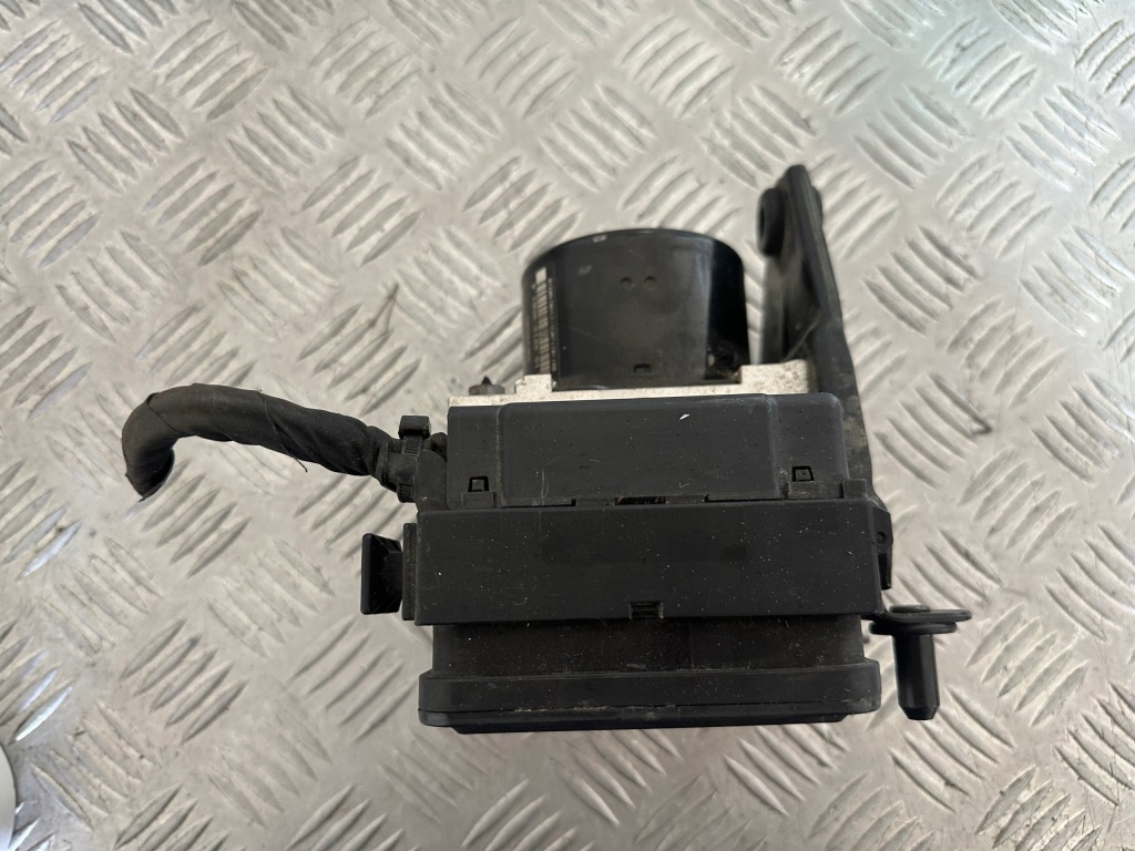 фото №5, Vw golf vi 1.6 tdi блок управления 1k0614517cb 1k0907379at