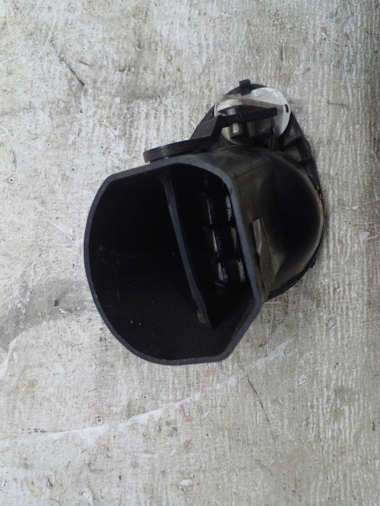 фото №4, Решітка обдув права renault clio iii 220410 05-12