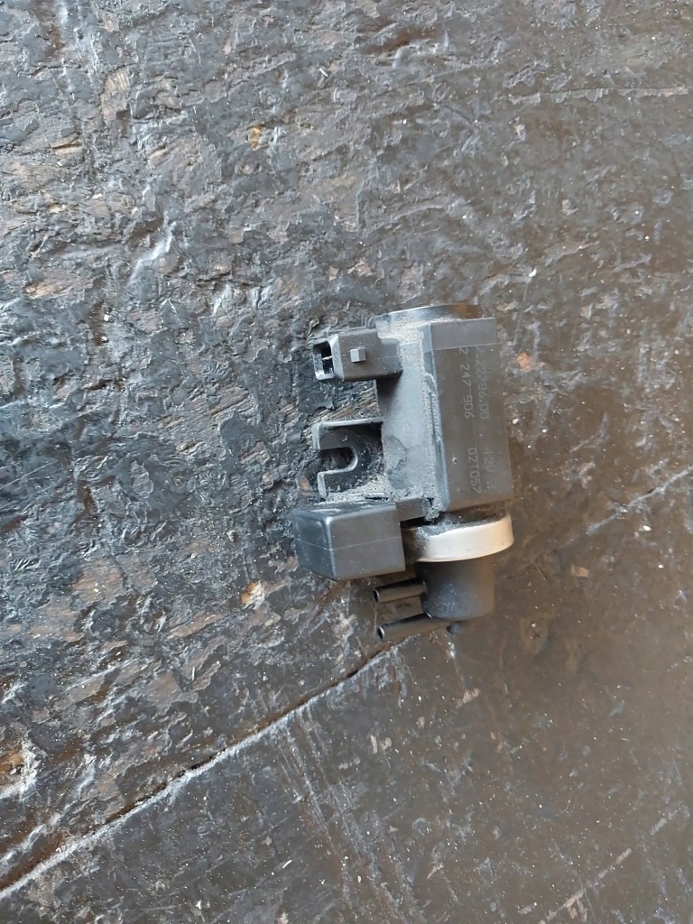 Клапан вакуумa bmw 3 e46 320d 150km m47d20tu 204d4 2247906 72279600 Недорого