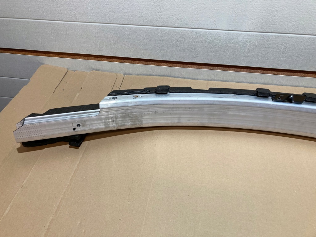 фото №7, Балка бампера передній tesla 3