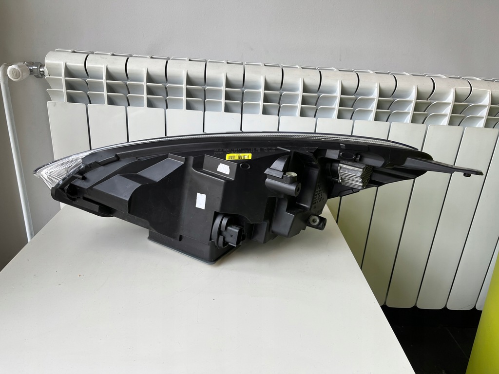 фото №8, Лампа правая передняя ford fiesta mk8 комплектная