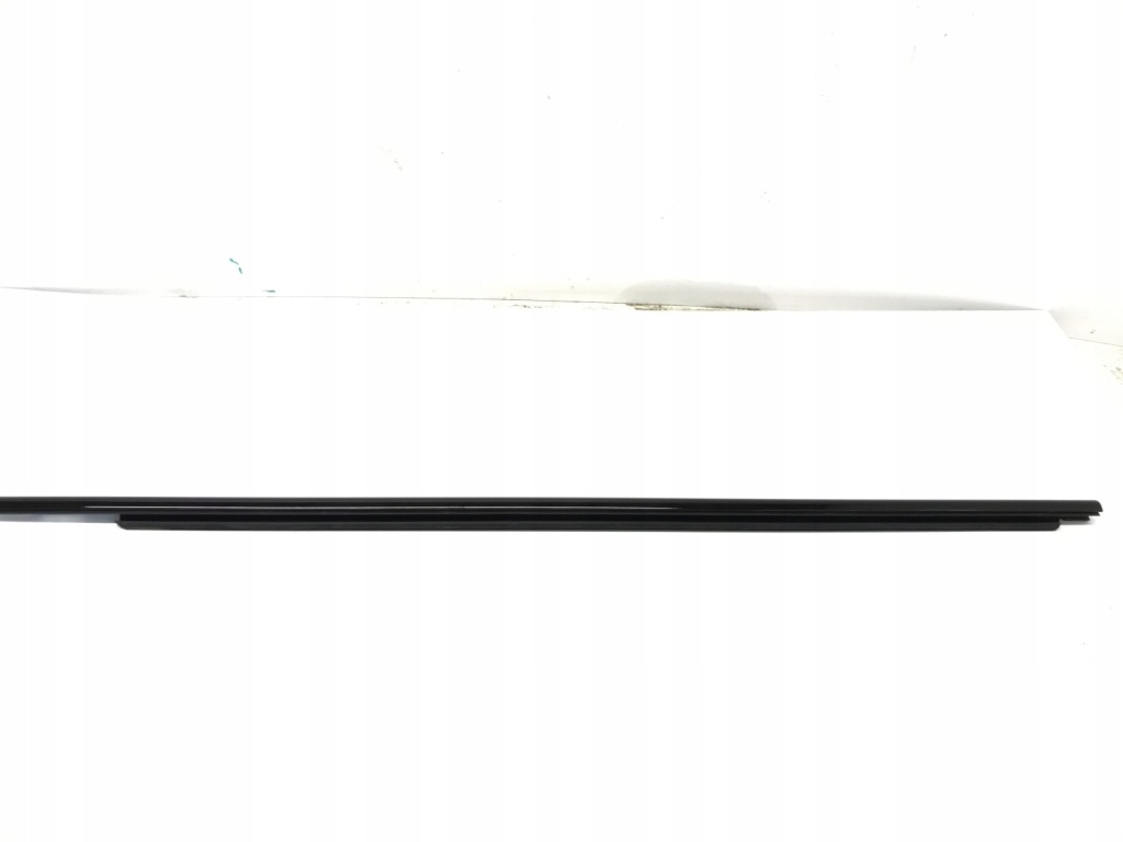 фото №1, Bmw f20 молдинг ущільнювач скло перед ліва блиск