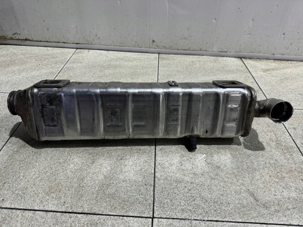 фото №1, Радиатор egr recykrulator выхлопных газов om934 mercedes atego e 6