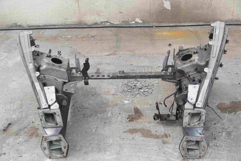 фото №7, Четверть лонжерон l/p maserati quattroporte v 04