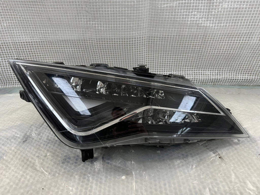 фото №1, Seat leon iii lift права лампа full led