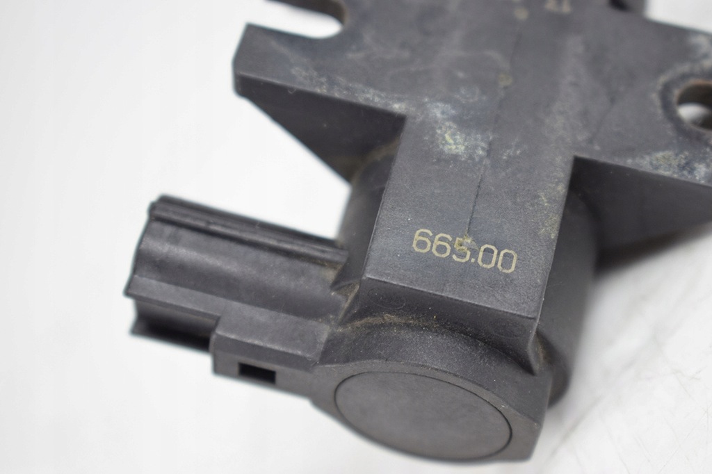 фото №4, Клапан вакуумa mazda 6 2.2d 70355404