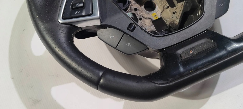 фото №8, Воздуховод кожаный кожа лепестки переключения chevrolet camaro ss 2016-