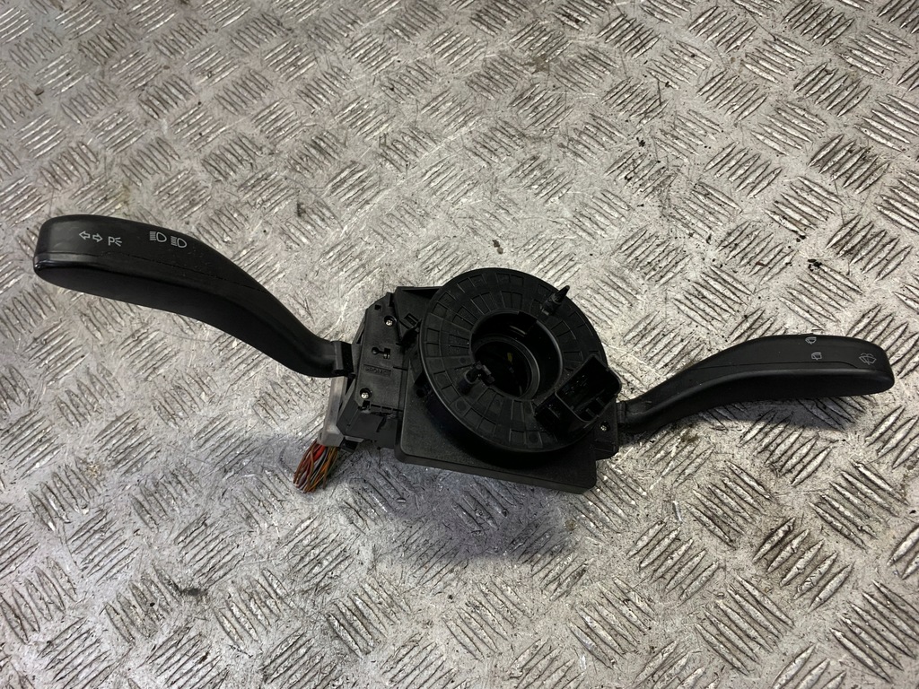 фото №1, Ibiza iii переключатель комбинированный 283.396