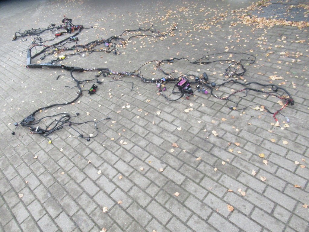 фото №1, Электропроводка жгут салона a4 rs4 b8 комплектная bang