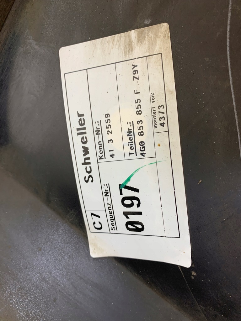 фото №12, Audi оригінальний номер 4g0853859f молдинг поріг поріг