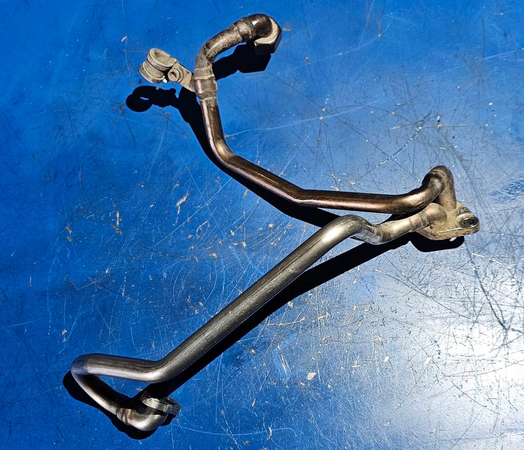 Audi a3 8p клапан egr - труба соединительная 06a131519f Оригинал