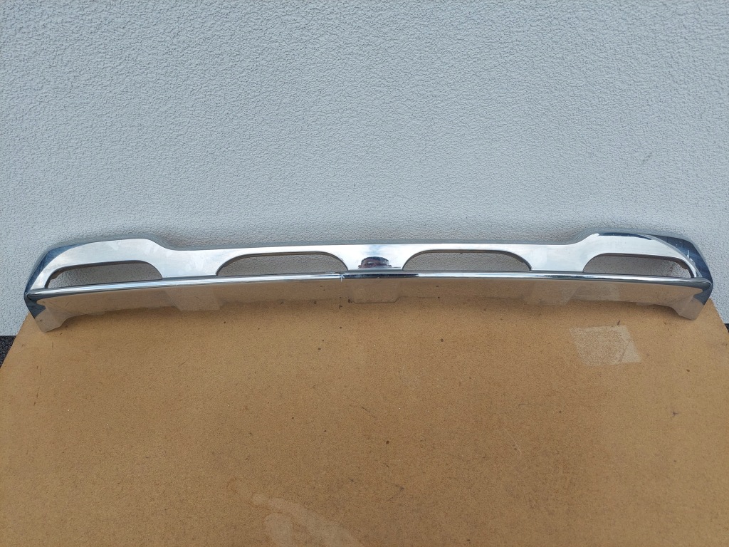 фото №1, Mercedes glb x247 хром бампера передній нижній