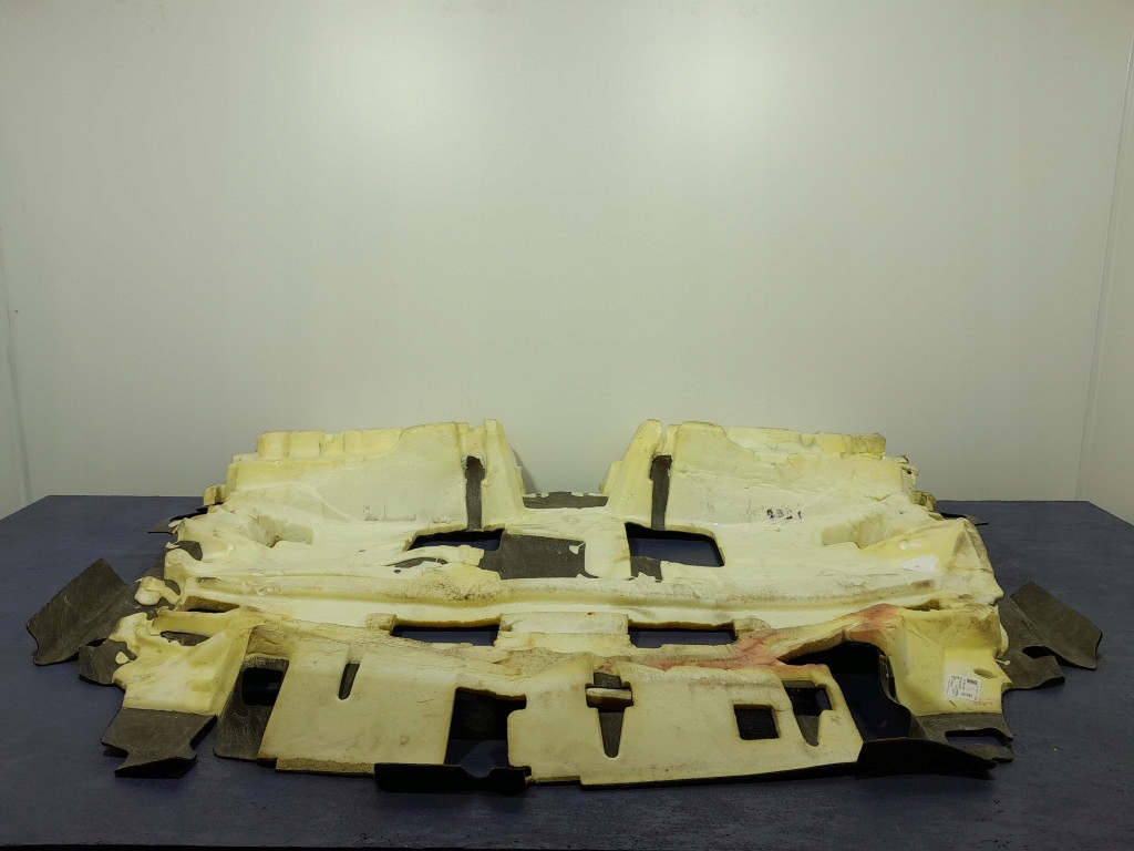 фото №6, Audi q7 ii 4m lift коврик обшивка пол задняя 4m0863019ah