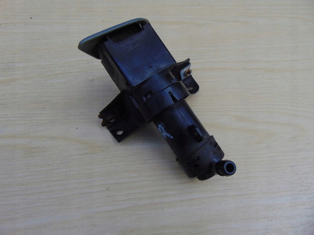 фото №3, Омыватель заглушка лампы левый outlander i lift