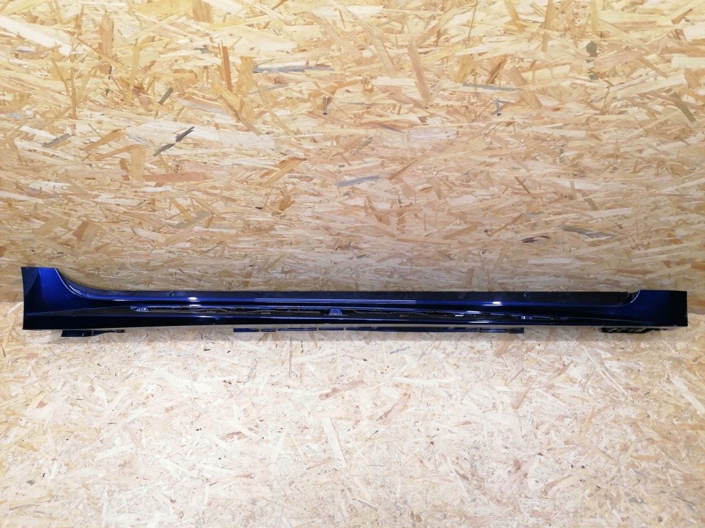 фото №1, Молдинг порог правая порог toyota corolla e21 gr sport 2019-