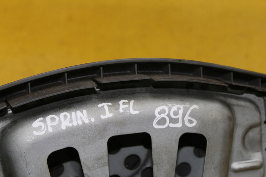 Купити Заглушка подушка безпеки керма a9014640131 sprinter i