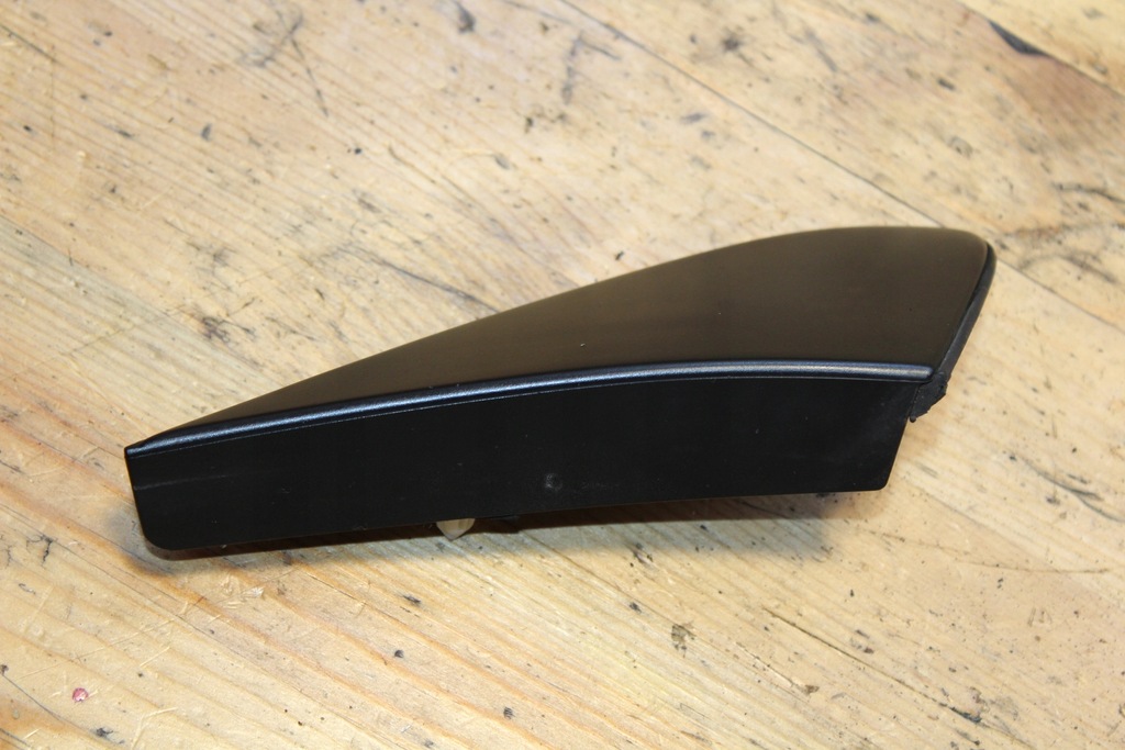 фото №11, Заглушка крыла правая corolla e12 60117-02020