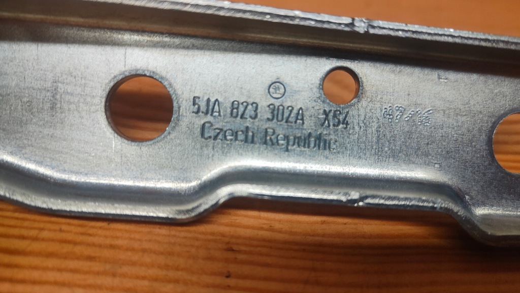 фото №11, Skoda rapid seat toledo петля капот правый 5ja823302a