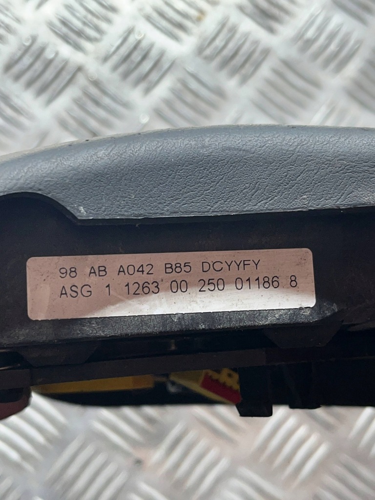 фото №3, Подушка повітря ford focus 2000 98aba042b85dcyyfy