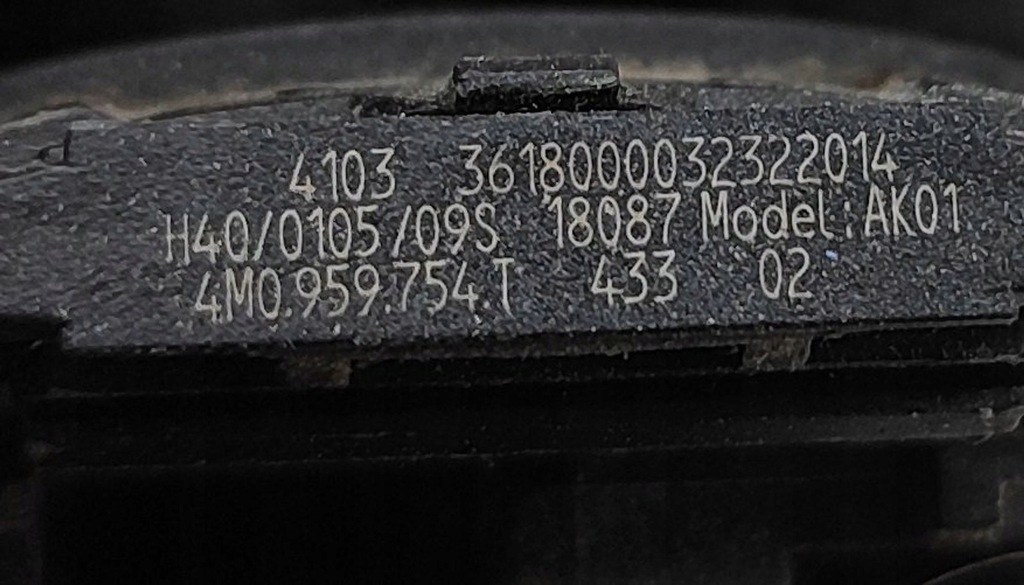 фото №7, Audi a4 s4 b9 8w 2018 ключ / карта зажигания