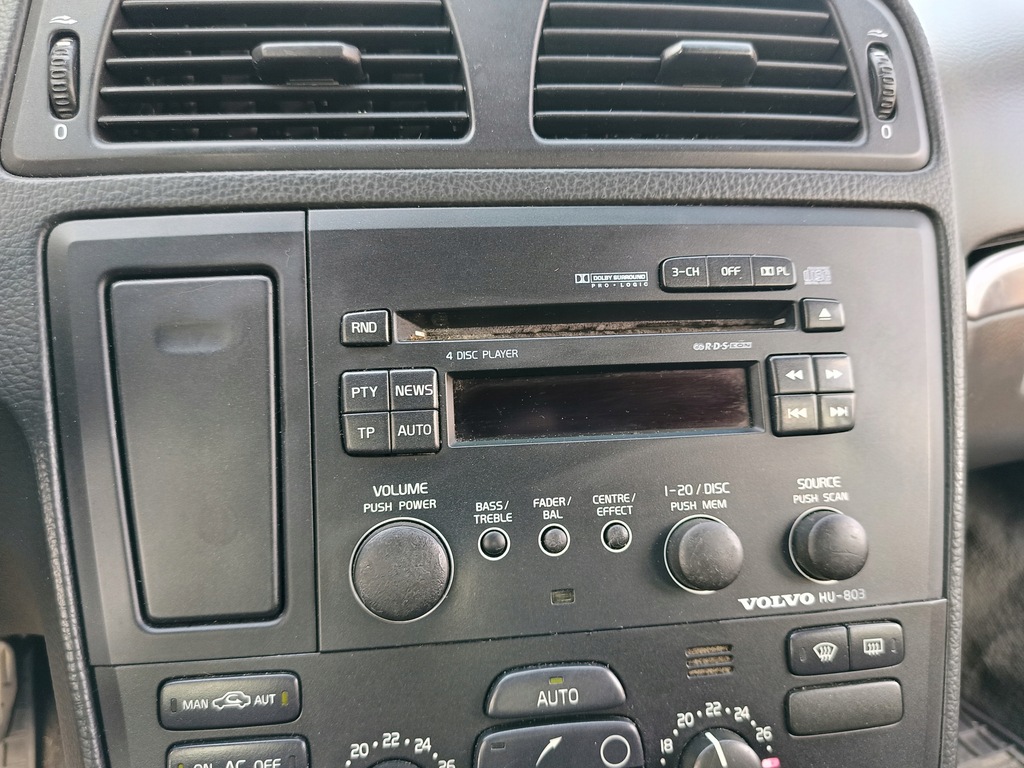 фото №3, Volvo s60 1 i 00-10 радио оригинальные cd отсутствует код