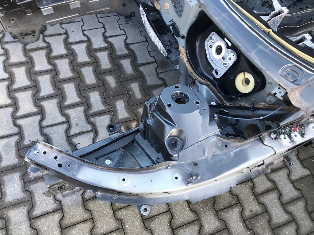 фото №2, Четверть левая перед лонжерон подкрылок volvo xc60 ii