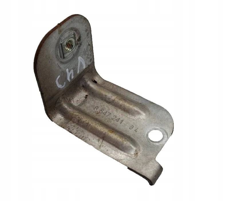 фото №1, Запчасти отсек двигателя bmw f40 8647241 1.5l бензиновый 103kw 2021