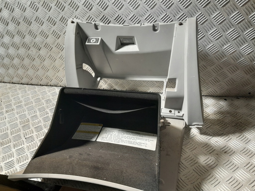 фото №4, Hyundai sonata бардачок пассажира