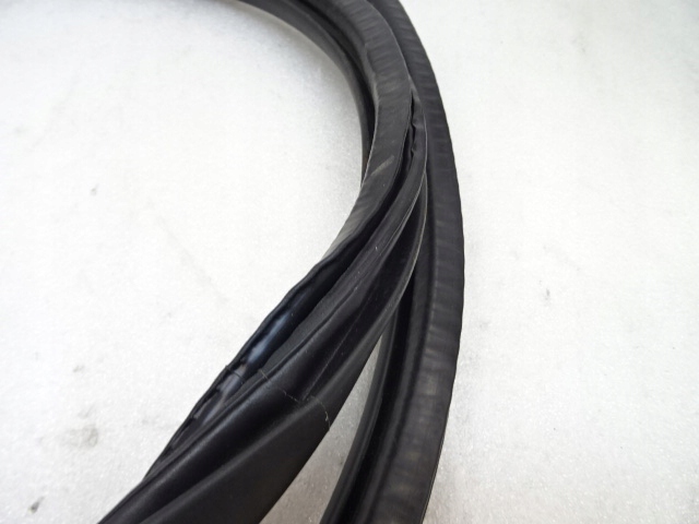 фото №5, Citroen ds7 ліва прокладка двері задніх задня