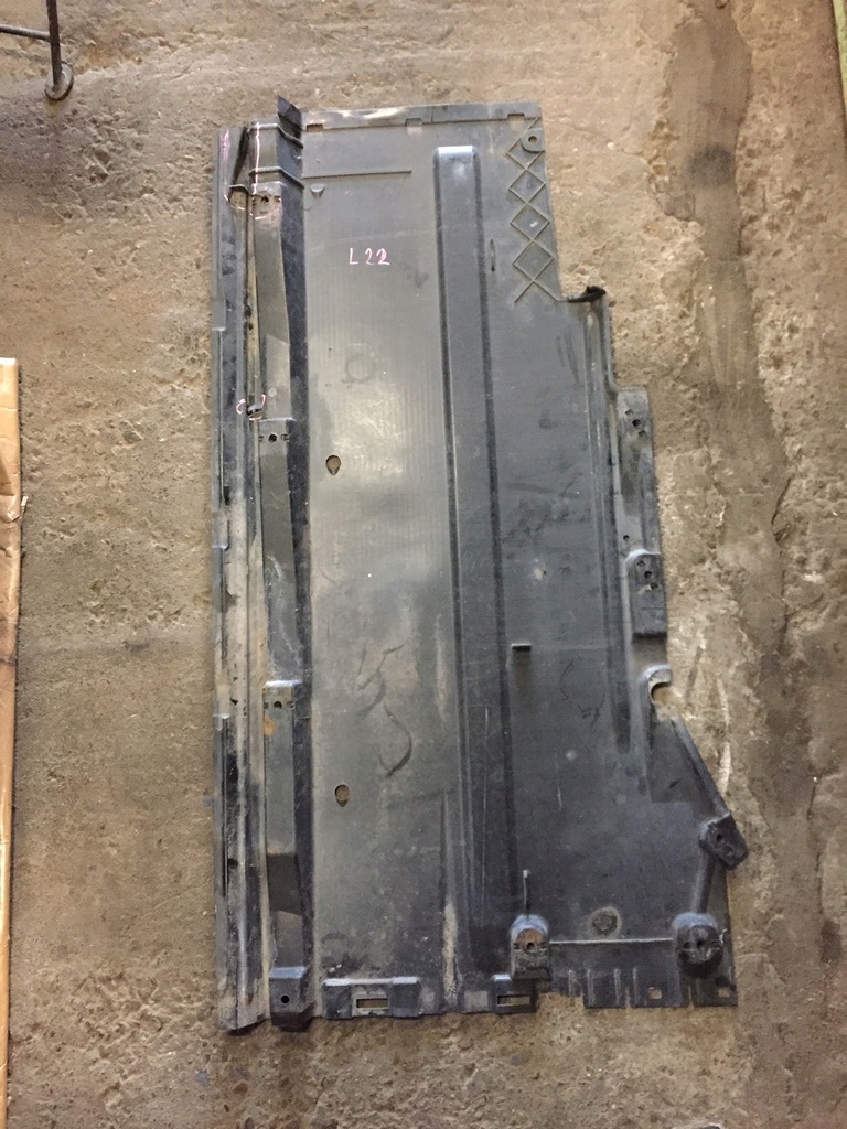 фото №1, Audi a4 b8 a5 захист плита підлога підвіска ліва