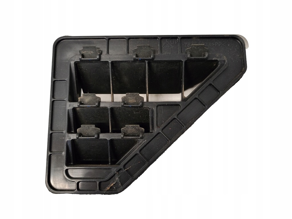 фото №1, Решітка вентиляційна задня 7835a023 mitsubishi space star ii