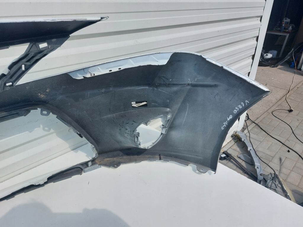 Бампер перед передній toyota verso рестайлінг  європа Оригінал