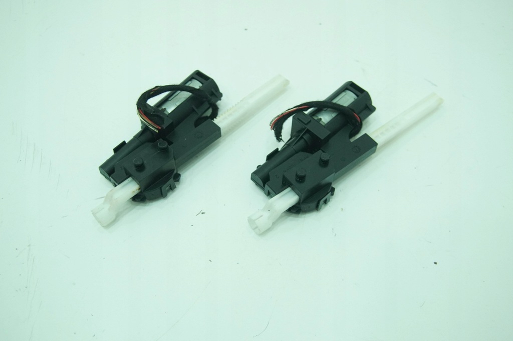 фото №6, Моторчик подголовник 114454-102 l/p mercedes sl r230