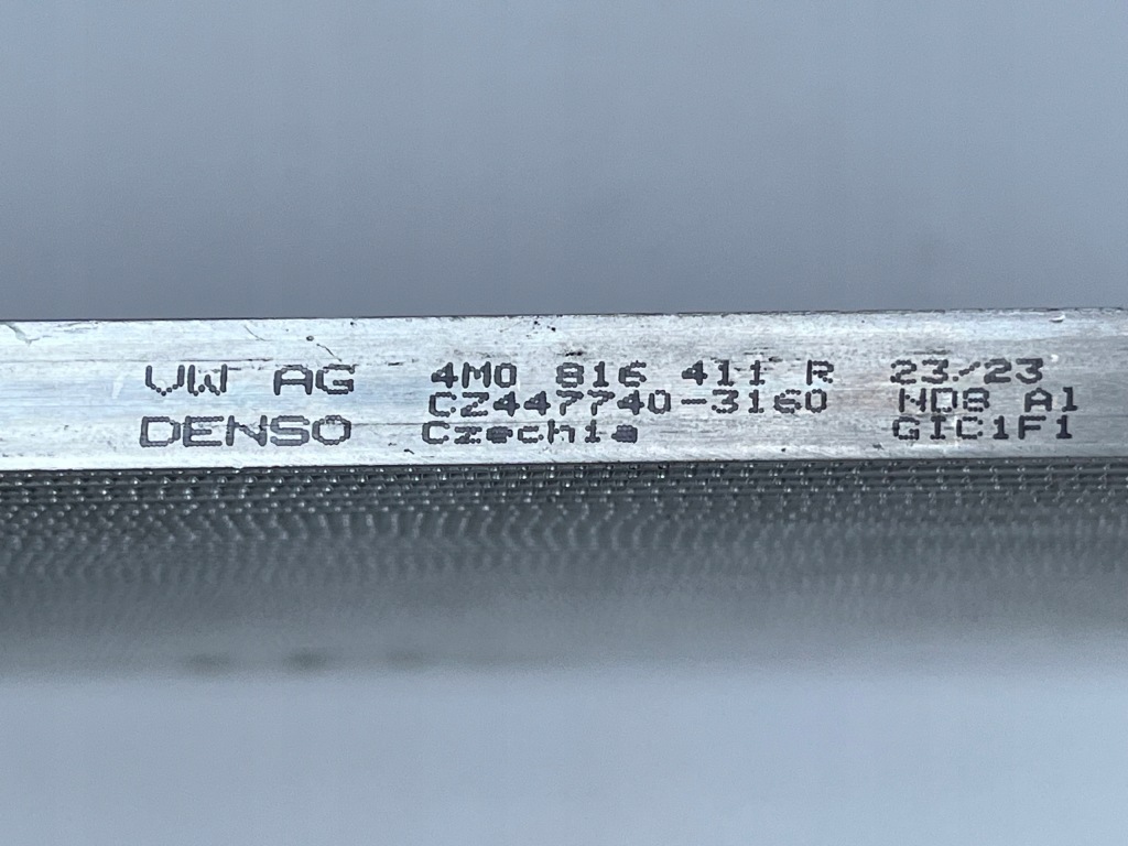 фото №16, Pas перед балка радиатор audi e-tron 4ke