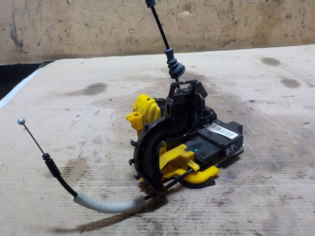 фото №4, Kia ceed ii 1.6gdi замок правое przed. дверь 4 pin