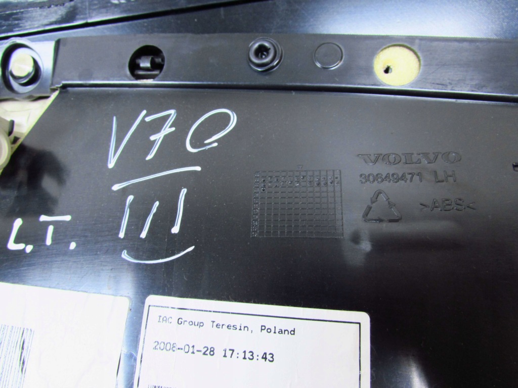 Volvo s80 2 v70 xc70 06-16 обивка карка дверь drewno задний левый Доставка