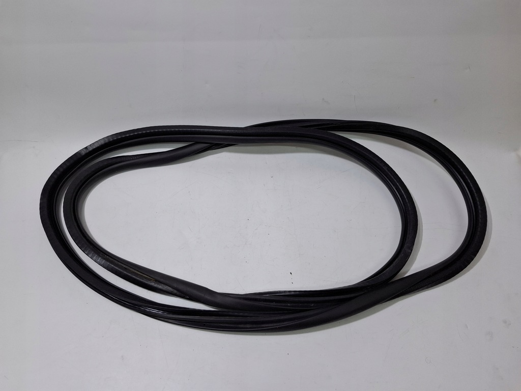 фото №1, Прокладка дверь правый задняя citroen c5 aircross #7227