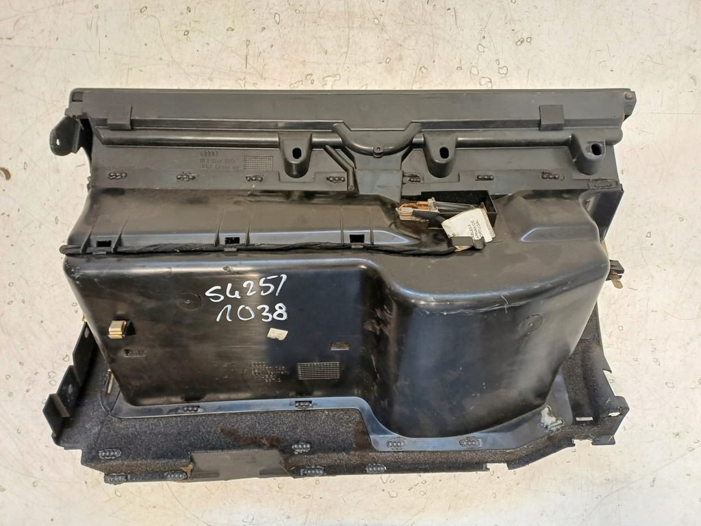 фото №9, Audi a3 8l 96- бардачок пасажира 8l1857095